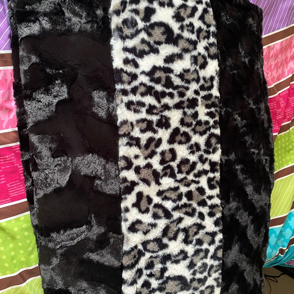 XL SNUGGLER 60 by 80 inch